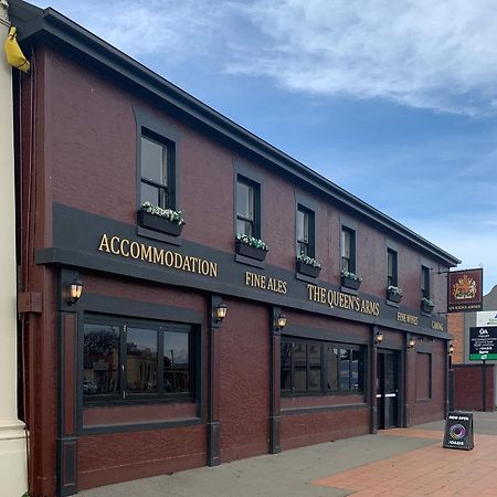 Queens Arms Hotel Longford Luaran gambar