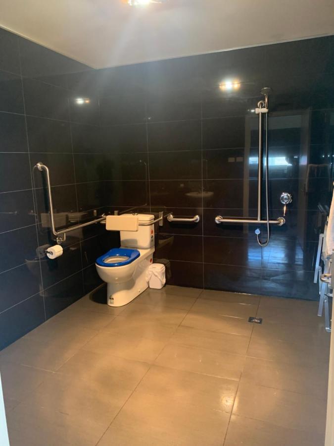 Queens Arms Hotel Longford Luaran gambar