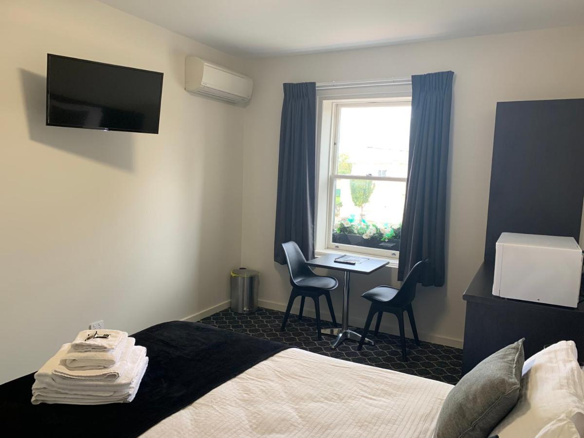 Queens Arms Hotel Longford Luaran gambar